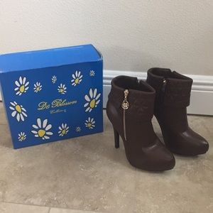 De Blossom Collection🌺